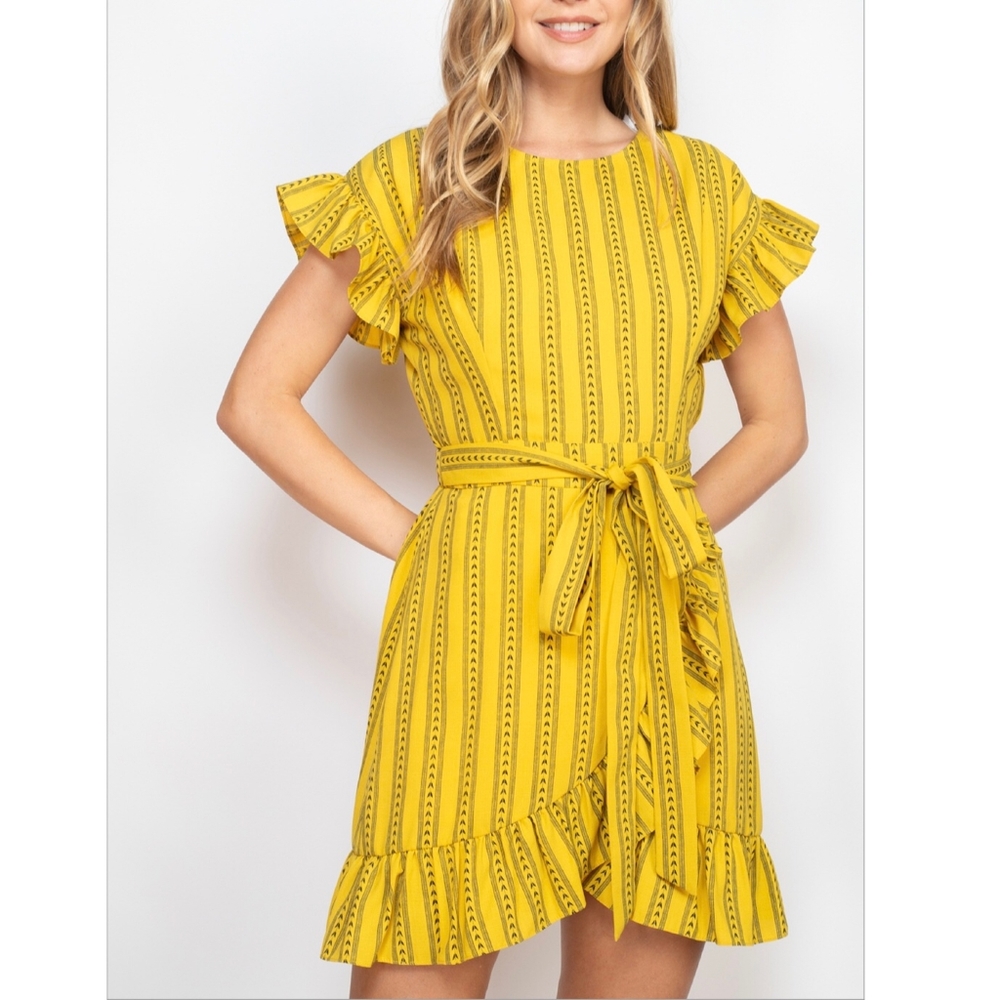 LAST ONE❗THE CLOTHING COMPANY Boho Chic Mustard Short Sleeves Ruffle Dress - Picture 2 of 10